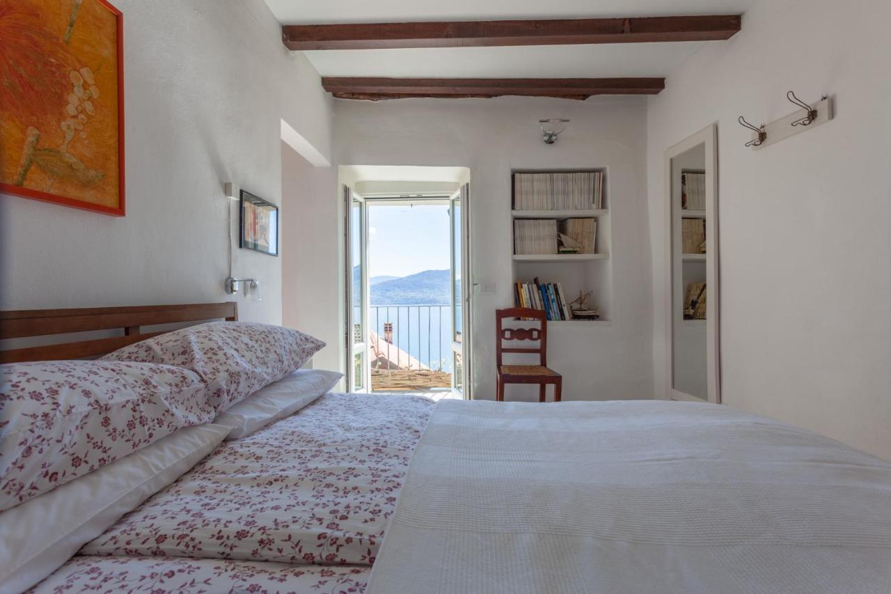 Cadebei Apartamento Oggebio Exterior foto